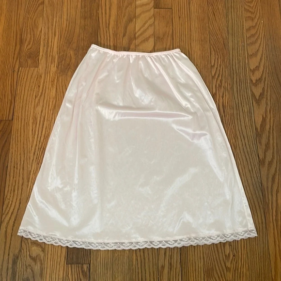 Vintage Warner’s Lace Edges Slip Pink size Large - Picture 1 of 4